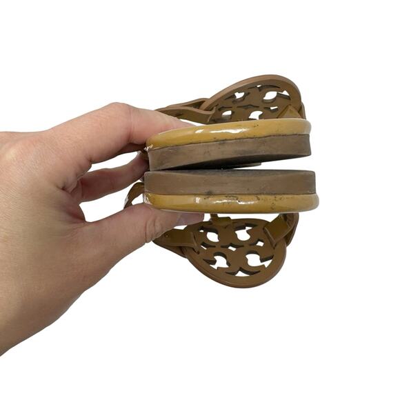 TORY BURCH Tan Caramel Patent Leather Miller Classic Designer Logo Sandals 6.5 - Picture 4 of 7